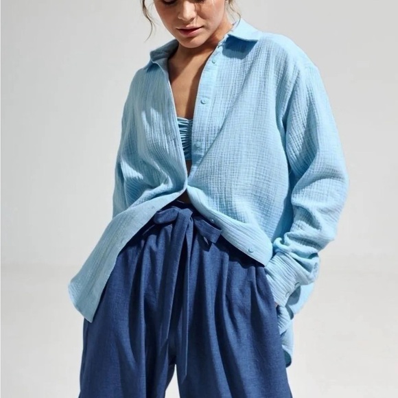 Textured Collared Neck Long Sleeve Shirt - Picture 8 of 12